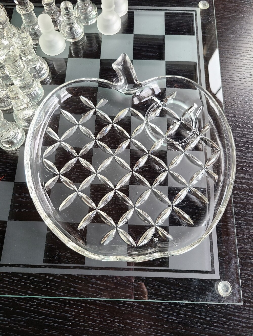 Clear Glass Apple Serving Plate - Decorative Fruit Platter